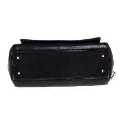 Pre Owned Carolina Herrera Black Leather Flap Shoulder Bag