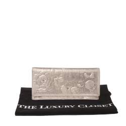 Pre Owned Carolina Herrera Gold Floral Embossed Leather Flap Continental Wallet