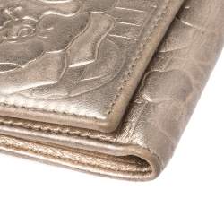 Pre Owned Carolina Herrera Gold Floral Embossed Leather Flap Continental Wallet