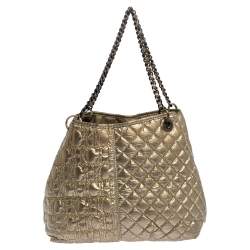 Pre Owned Carolina Herrera Metallic Gold Quilted Signature Leather Chain Tote