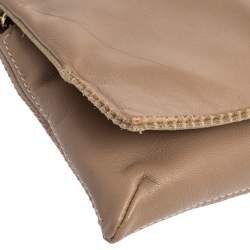 Pre Owned Carolina Herrera Beige Leather Flap Crossbody Bag