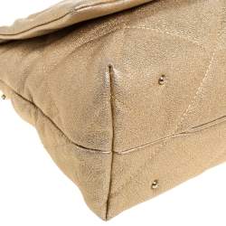 Pre Owned Carolina Herrera Gold Embossed Leather Metal Flap Shoulder Bag