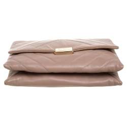 Pre Owned Carolina Herrera Beige Leather Flap Chain Shoulder Bag