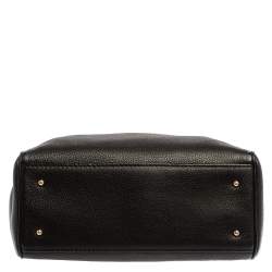 Pre Owned Carolina Herrera Black Leather Charm Tote