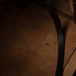 Pre Owned Carolina Herrera Black Leather Minueto Flap Bag