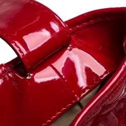 Pre Owned Carolina Herrera Red Croc Embossed Patent Leather Logo Chain Shoulder Bag