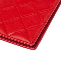 Pre Owned Carolina Herrera Preppy Red Quilted Leather Flap Wallet