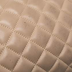 Pre Owned Carolina Herrera Beige/Black Quilted Leather Flap Shoulder Bag