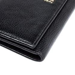 Pre Owned Carolina Herrera Black Leather Flap Continental Wallet