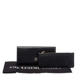 Pre Owned Carolina Herrera Black Leather Flap Continental Wallet