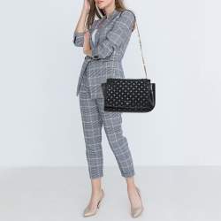 Pre Owned Carolina Herrera Black Quilted Leather Flap Chain Shoulder Bag