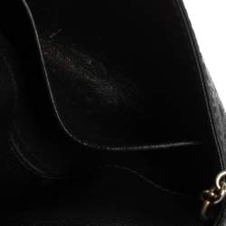 Pre Owned Carolina Herrera Black Leather Minuetto Flap Top Handle Bag