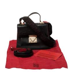 Pre Owned Carolina Herrera Black Embossed Leather Pushlock Flap Top Handle Bag