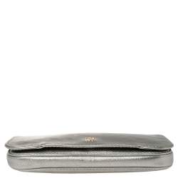 Pre Owned Carolina Herrera Metallic Silver Leather Flap Clutch