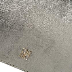 Pre Owned Carolina Herrera Metallic Silver Leather Flap Clutch