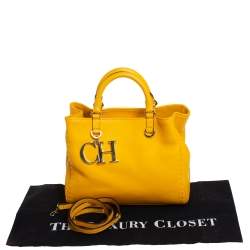 Pre Owned Carolina Herrera Yellow Leather Charm Tote