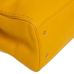 Pre Owned Carolina Herrera Yellow Leather Charm Tote