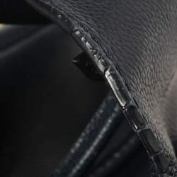 Pre Owned Carolina Herrera Navy Blue Leather Minueto Flap Bag