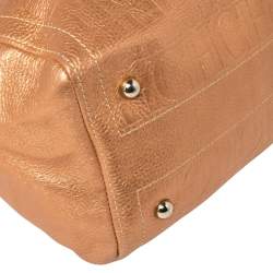 Pre Owned Carolina Herrera Metallic Rose Gold Embossed Leather Andy Boston Bag