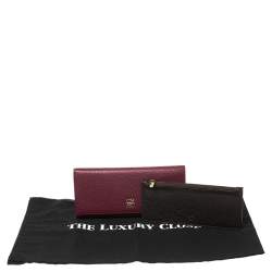 Pre Owned Carolina Herrera Burgundy Leather Flap Continental Wallet
