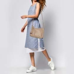 Pre Owned Carolina Herrera Beige Leather Chain Tassel Shoulder Bag