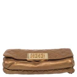 Pre Owned Carolina Herrera Metallic Beige Quilted Leather Flap Clutch