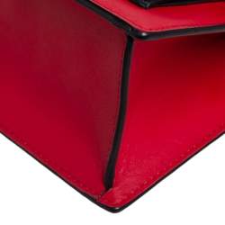 Pre Owned Carolina Herrera Red/Black Patent and Leather Crossbody Bag