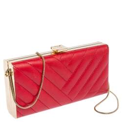 Pre Owned Carolina Herrera Red Chevron Leather Metal Frame Chain Clutch