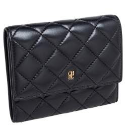 Pre Owned Carolina Herrera Black Quilted Leather Trifold Wallet