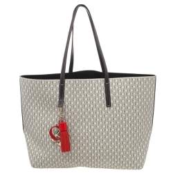Pre Owned Carolina Herrera Cream Monogram Coated Canvas Shopper Tote