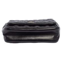 Pre Owned Carolina Herrera Black Quilted Leather Chain Crossbody Bag