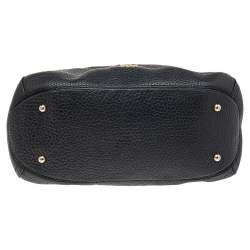 Pre Owned Carolina Herrera Black Pebbled Leather Chain Shoulder Bag