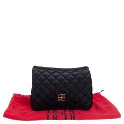 Pre Owned Carolina Herrera Black Quilted Satin Flap Clutch