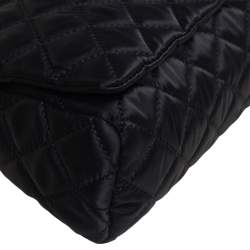 Pre Owned Carolina Herrera Black Quilted Satin Flap Clutch