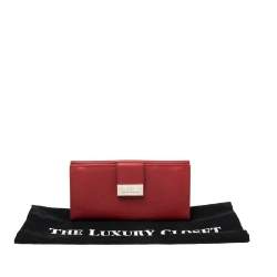 Pre Owned Carolina Herrera Red Leather Flap Continental Wallet