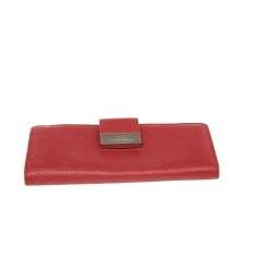 Pre Owned Carolina Herrera Red Leather Flap Continental Wallet