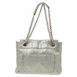 Pre Owned Carolina Herrera Silver Monogram Embossed Leather Bow Flap Shoulder Bag