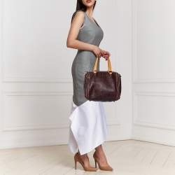 Pre Owned حقيبة بوسطون كارولينا هيريرا اندي جلد منقوش مونوغرامي بني داكن