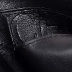 Pre Owned Carolina Herrera Black/White Leather Small Minuetto Top Handle Bag