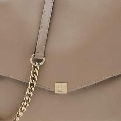 Pre Owned Carolina Herrera Beige Leather Shoulder Bag