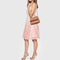 Pre Owned حقيبة كارولينا هيريرا مينوتو جلد بني بيد علوية