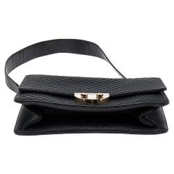 Pre Owned Carolina Herrera Black Quilted Textured Leather Flap Shoulder Bag