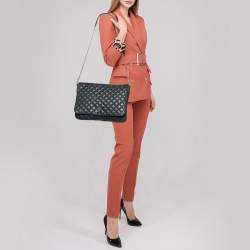 Pre Owned Carolina Herrera Navy Blue Quilted Leather Flap Chain Shoulder Bag