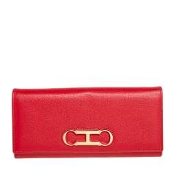 Pre Owned Carolina Herrera Red Leather Logo Flap Continental Wallet