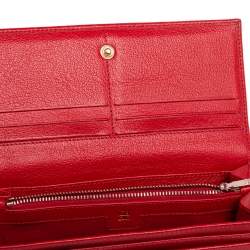 Pre Owned Carolina Herrera Red Leather Logo Flap Continental Wallet