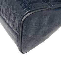 مملوكة مسبقًا حقيبة كارولينا هيريرا مينويتو جلد أزرق كحلي بقلاب ويد علوية 