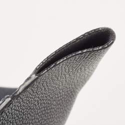 Pre Owned Carolina Herrera Navy Blue Leather Minueto Flap Bag