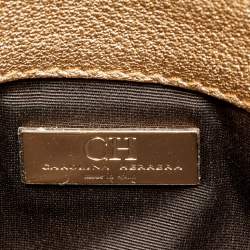 Pre Owned Carolina Herrera Beige Quilted Leather Flap Chain Clutch