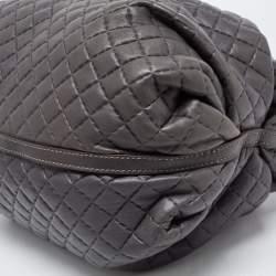 Pre Owned Carolina Herrera Grey Quilted Leather Pleated Chain Hobo