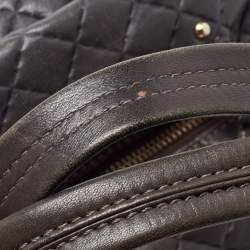 Pre Owned Carolina Herrera Grey Quilted Leather Pleated Chain Hobo